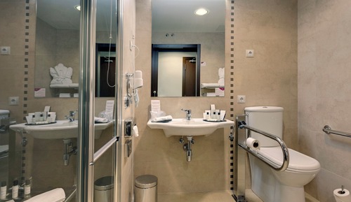 Habitación estándar, 1 cama de matrimonio grande, accesible para personas con discapacidad