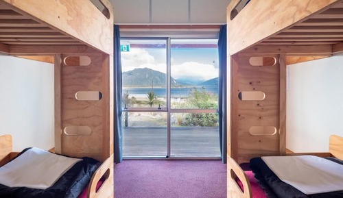 Dormitorio compartido, vistas al lago (ONE BED)