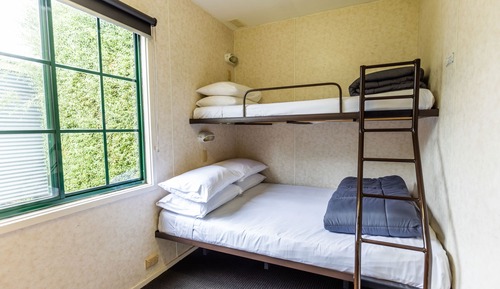 Suite estándar, 2 habitaciones, no fumadores, cocina básica (Miners Cottage 5bth)