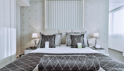 Grand Suite, Executive Lounge