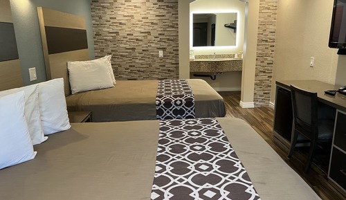 Habitación Deluxe (Smoking and Non Smoking)