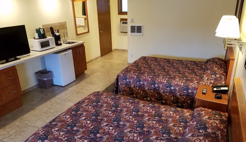 2 Queen Beds, includes Seasonal Timbavati Wildlife Park