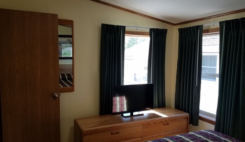 2 Bedroom House, 2 Bath, Sleeps 8, includes Seasonal Timbavati Wildlife Park