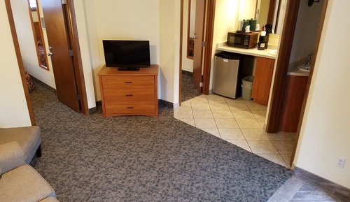 2 Bedroom Cottage with Front Room, includes Seasonal Timbavati Wildlife Park