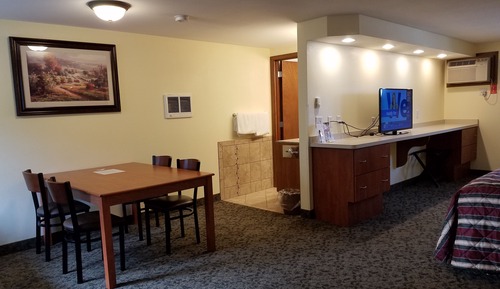 2 Queen Kitchen, includes Seasonal Timbavati Wildlife Park