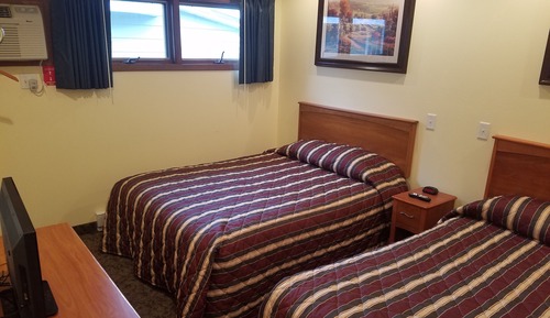 3 Queen Kitchen, includes Seasonal Timbavati Wildlife Park