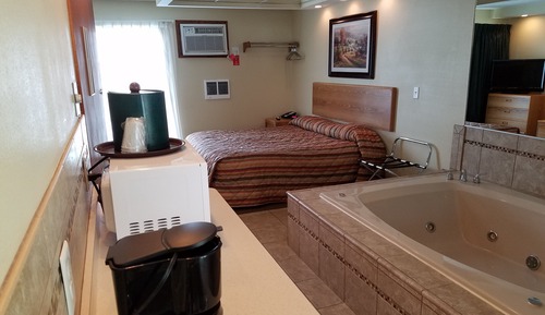 King Whirlpool Ground Floor, includes Seasonal Timbavati Wildlife Park