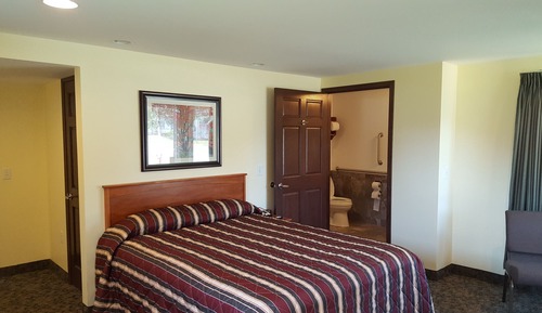 1 King Poolside, includes Seasonal Timbavati Wildlife Park