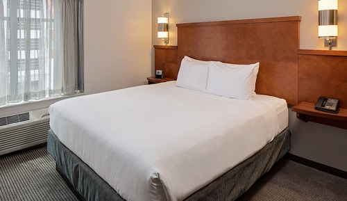 Habitación, 1 cama de matrimonio grande, accesible para personas con discapacidad (Shower)