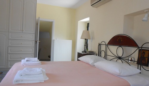 Exclusive Cottage, 2 Bedrooms, Hill View, Courtyard Area