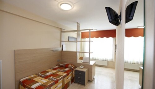 Estudio junior, cocina básica