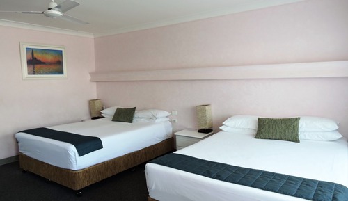 Habitación Deluxe, 2 camas de matrimonio, no fumadores, cocina básica