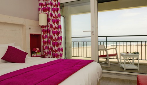 Habitación cuádruple, vistas al mar