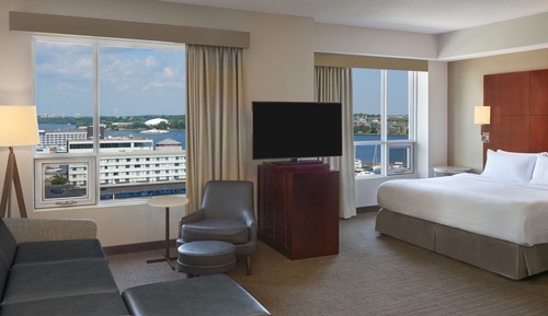 Estudio, 1 cama de matrimonio grande con sofá cama, vistas al puerto