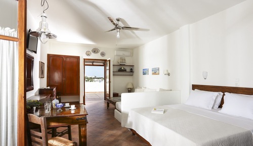 Estudio, vistas al mar