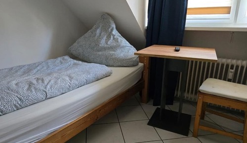 Habitación individual básica, baño privado