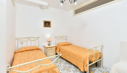 Habitación familiar, en edificio anexo