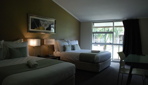 Habitación estándar con 1 cama doble o 2 individuales