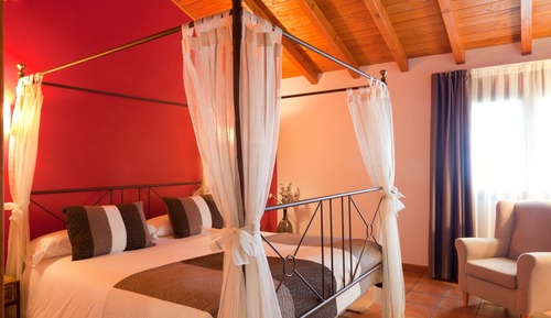 Habitación con 1 cama doble o 2 individuales