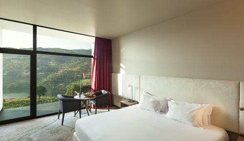 Habitación doble, vistas al río