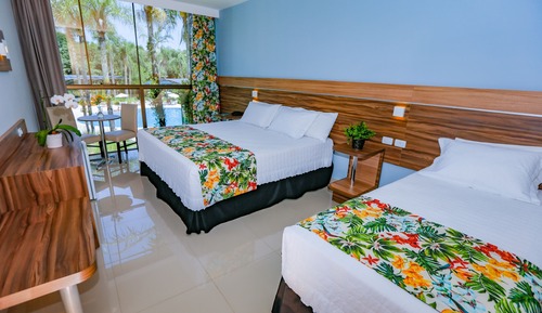 Habitación Deluxe, vistas a la piscina, en la zona del jardín