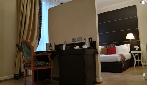 Habitación superior con 1 cama doble o 2 individuales