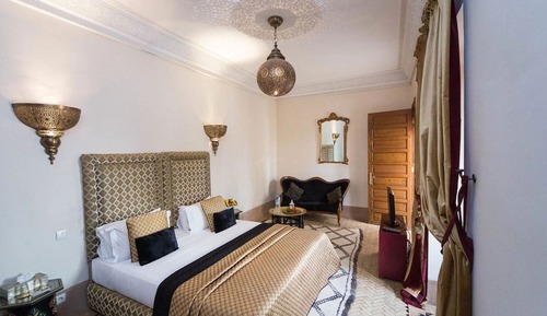 Suite (Palm)