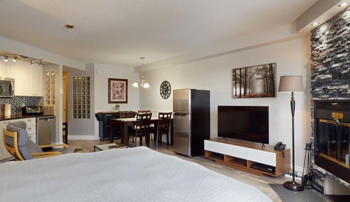 Estudio superior, 1 cama de matrimonio con sofá cama