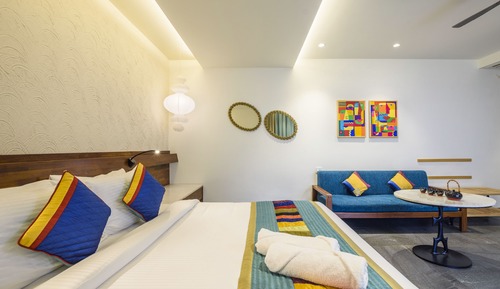 Superior Double Paddy View Room.