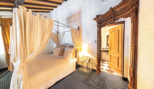Historic Suite, 1 Bedroom, Non Smoking, Bathtub