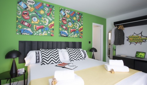 Habitación familiar, balcón