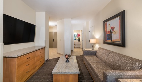 Suite de lujo, 1 cama de matrimonio grande, balcón, vistas a la montaña