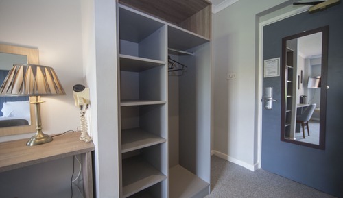 Habitación con 2 camas individuales