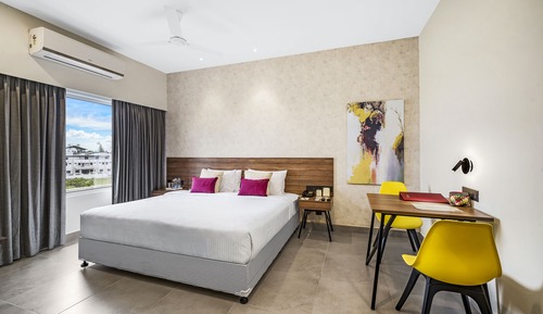 Habitación Deluxe, 1 cama de matrimonio, no fumadores, vistas a la ciudad