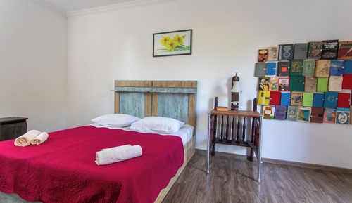 Habitación Confort con 1 cama doble o 2 individuales