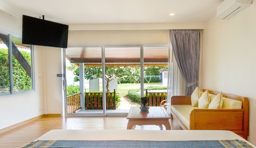 Aura Villa