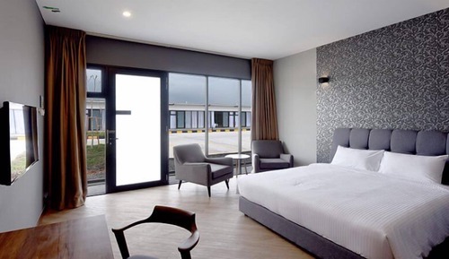 Estudio, 1 cama de matrimonio grande