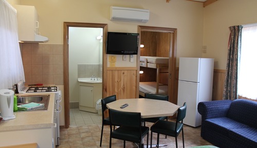 One Bedroom Holiday Cabin (4 Berth)