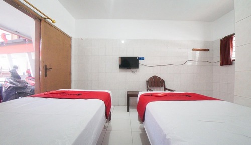 Habitación con 2 camas individuales