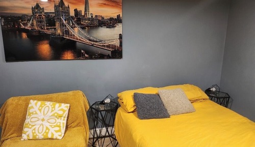 Apartamento Confort (1, next to tube station)