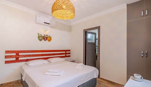 Habitación estándar con 1 cama doble o 2 individuales
