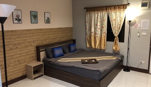 Standard Room with Garden View