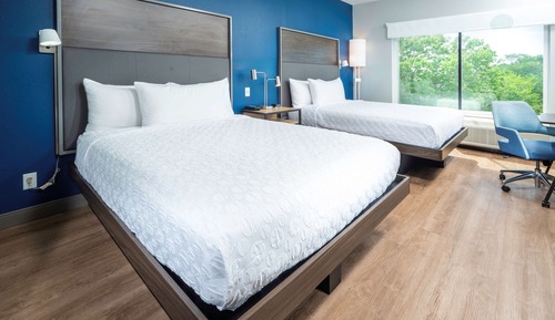 Habitación, 2 camas de matrimonio, accesible para personas con discapacidad (Hearing)