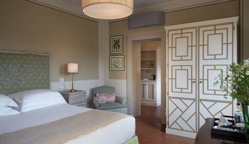 Classic Room, located in a dependence, at 300 meters from the historic Villa, accessible with stairs