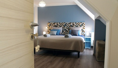 Habitación doble, baño privado, vistas al patio (Cochon Etage)