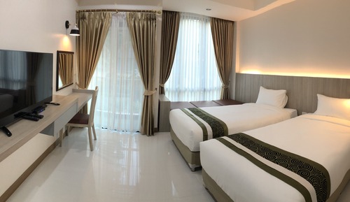 Grand Deluxe Room