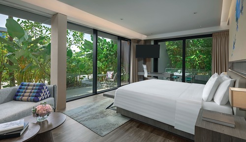 Suite, terraza (Prestige, Pool)