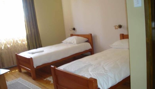 Habitación estándar con 2 camas individuales, baño privado