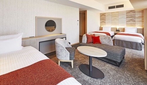 Habitación triple Deluxe, no fumadores, vistas a la ciudad