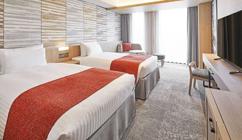 Habitación, no fumadores (Run of the house)